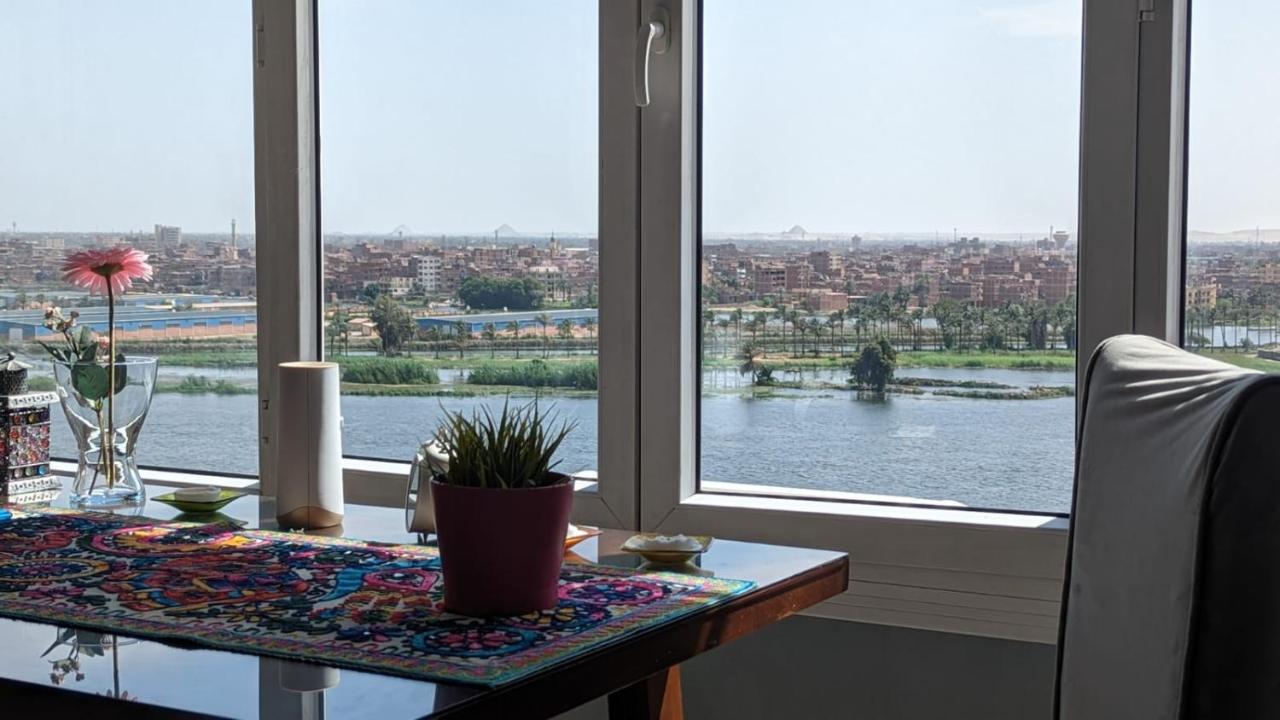Nile Pyramidal View Apartment ไคโร ภายนอก รูปภาพ